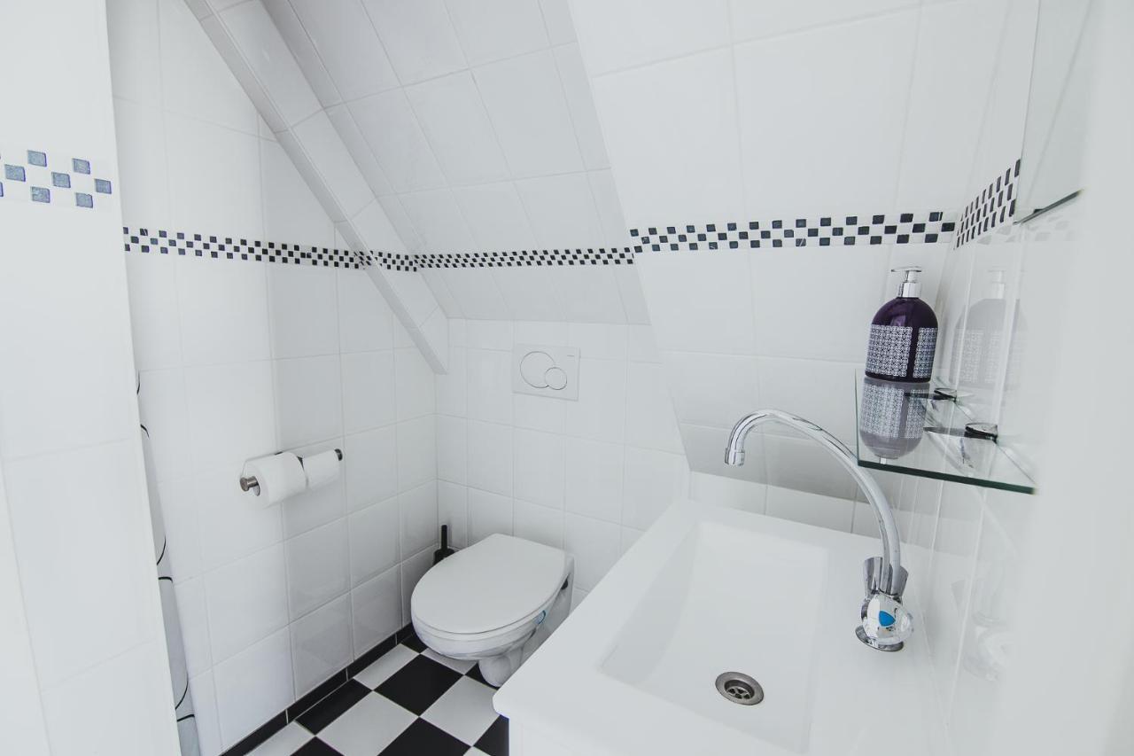 Double Room Private Bathroom,1669883715:JPEG
