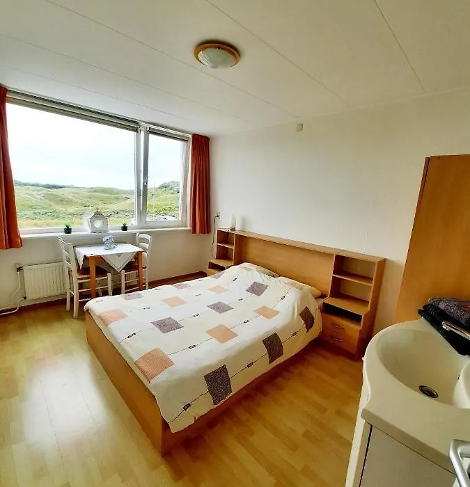 Zimmer Mit Fruehstueck De Graaff-1