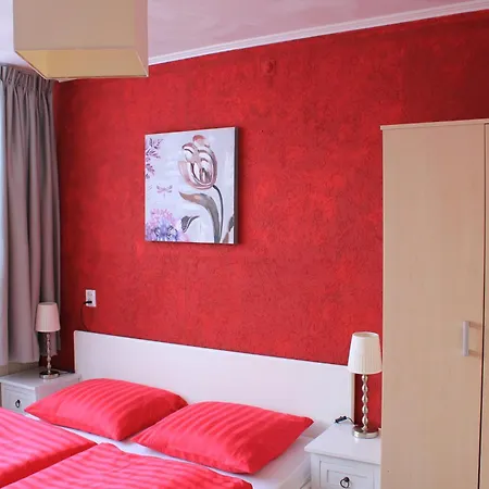 Kerstins Bed And Breakfast-3